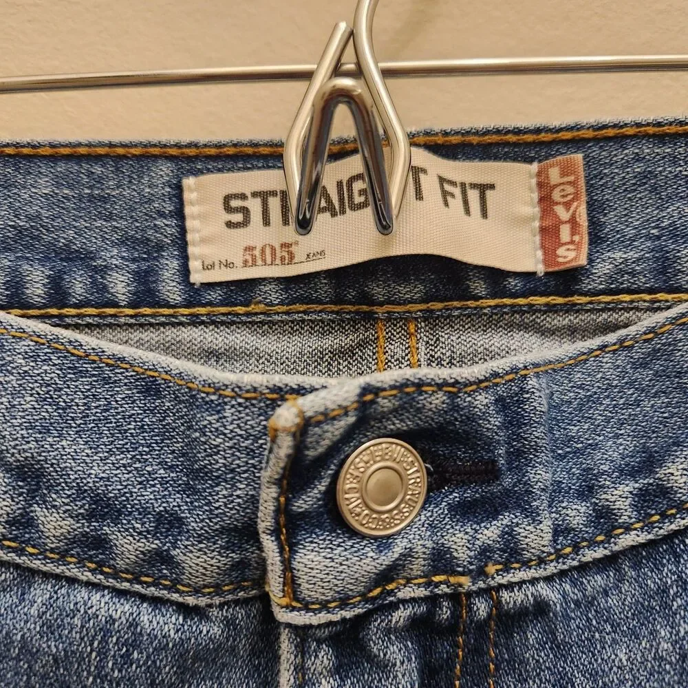 Levi's 505 Straight Fit Jeans Men's 44x32 Blue Medium Wash Denim Outdoors Rugged